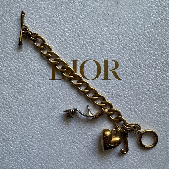 Juicy Couture Y2K Gold Tone Charm Chunky Bracelet Heart, J & Teal High Heel - Picture 5 of 9